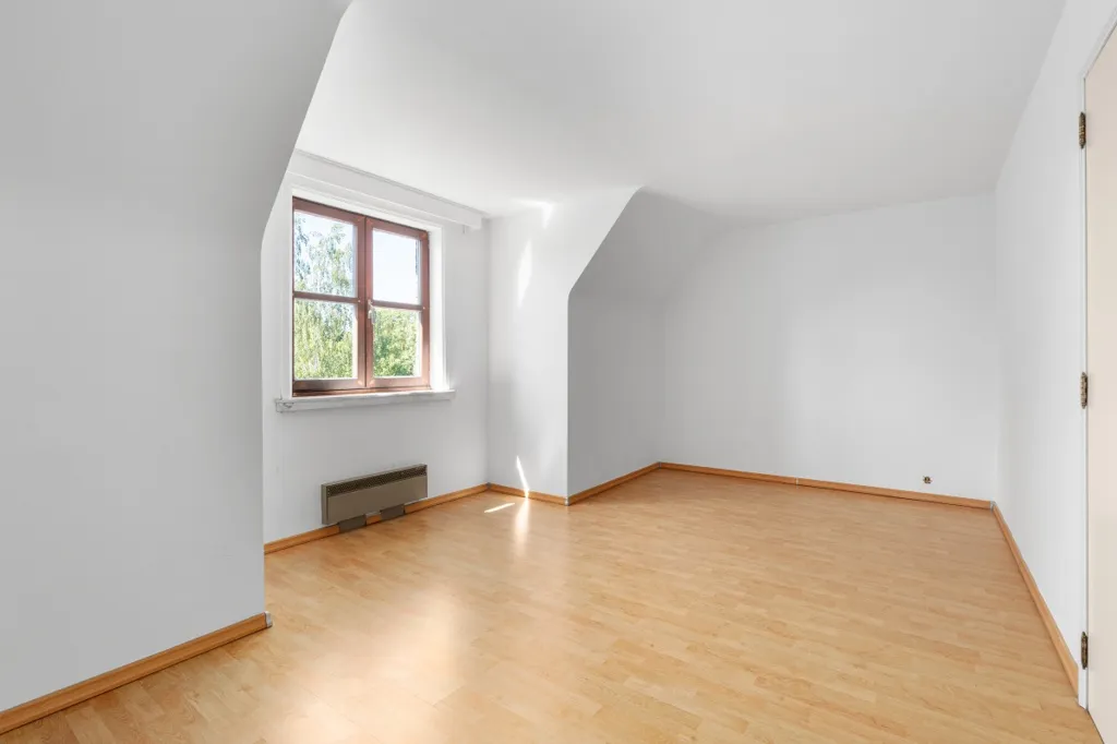 Pièces - Maison Individuelle avec Grand Jardin à Temse