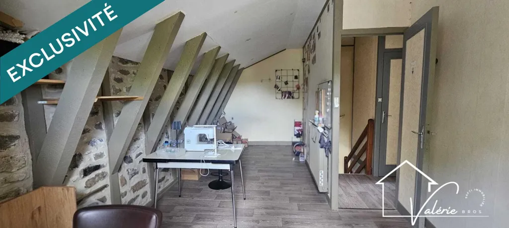 Toad - Characterful Property with Mountain View