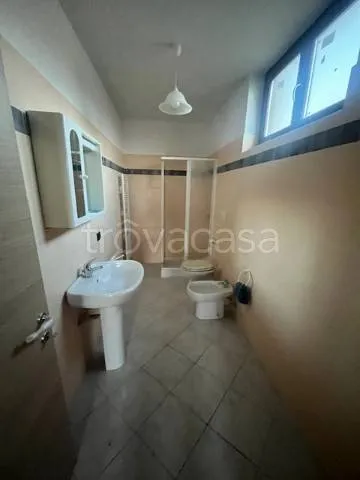 Salles de bain - Trilocale with Terrace in Govone