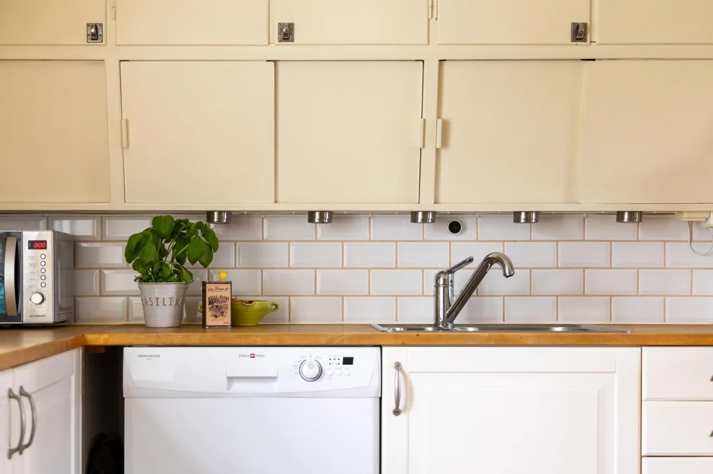 Kitchen - Country House with Garden and Outbuildings near Coast