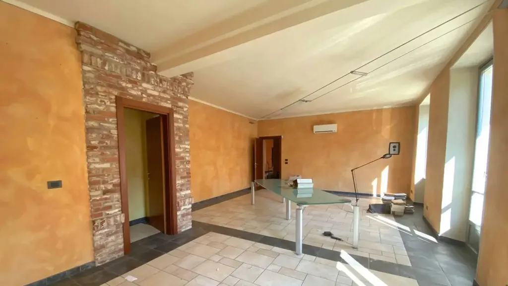 Appartement 4 pièces à IT
