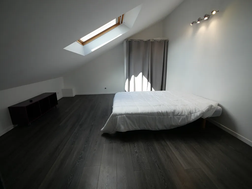 Chambres - Maison Lumineuse au Bois du Roy à Avrillé