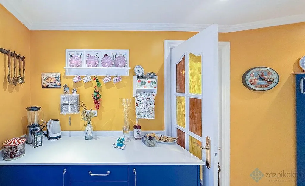 Cucina - Apartment with Balcony in Bilbao's Casco Viejo