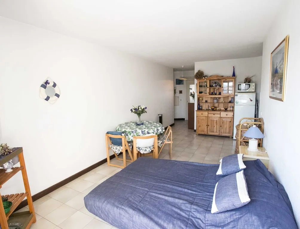 Chambres - Studio Luxueux avec Piscine à Mandelieu-la-Napoule