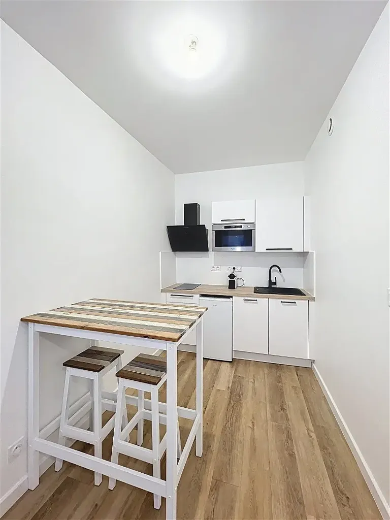 Köök - Studio with Balcony in Villeneuve sur Lot