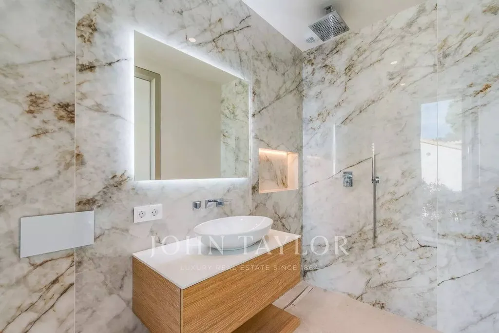 Salles de bain - Luxury Villa with Sea View in Bendinat