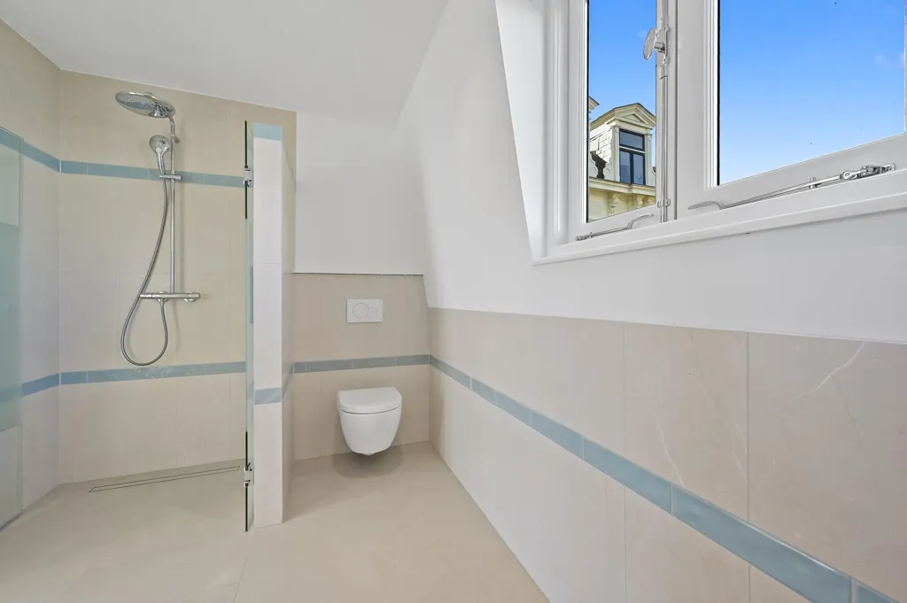 Salles de bain - Luxury Apartment with Garden in Den Haag