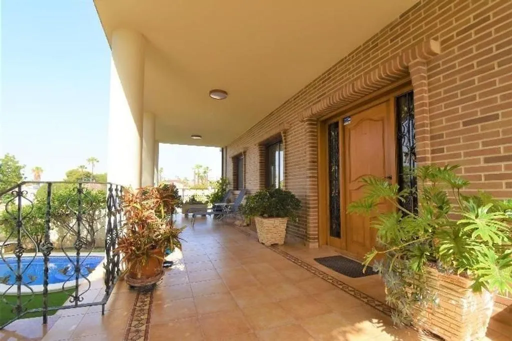 Terrass - Luxury Villa with Pool in Rojales