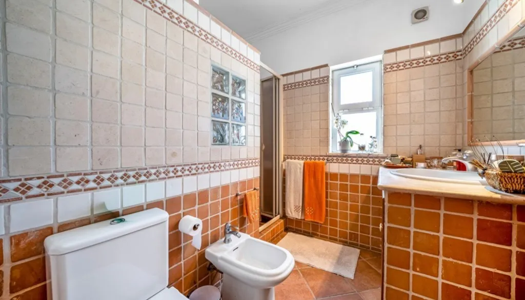 Salles de bain - Duplex Apartment with Sea View in Loulé