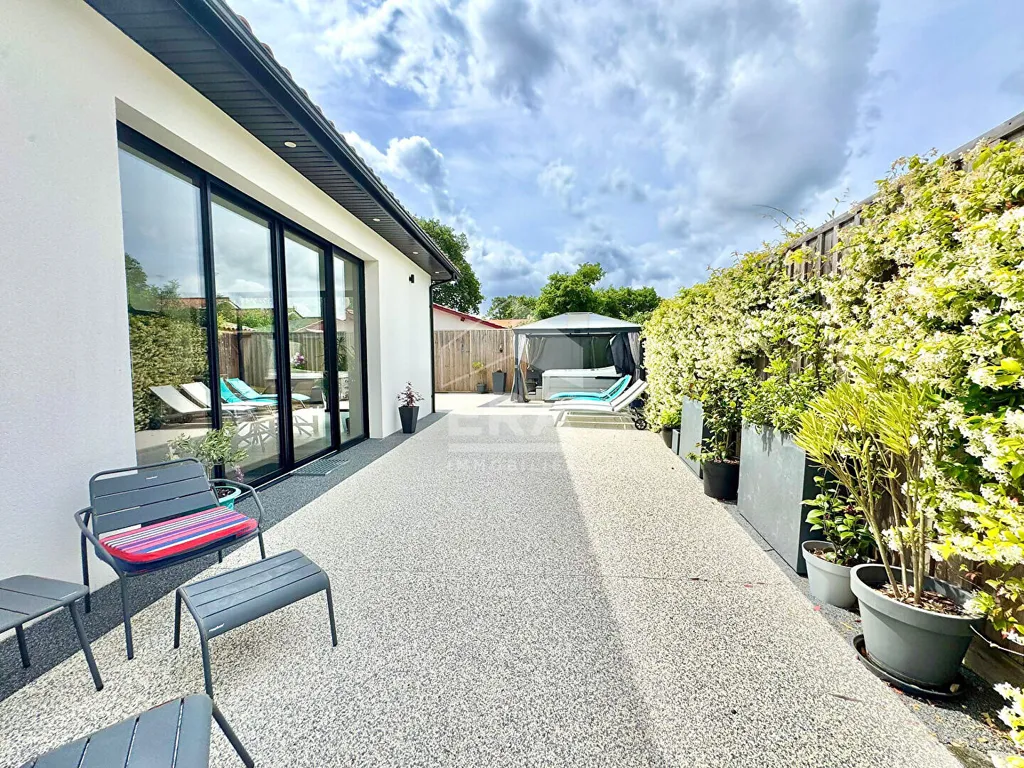 Terrasse - Maison Moderne avec Terrasse à Gujan-Mestras