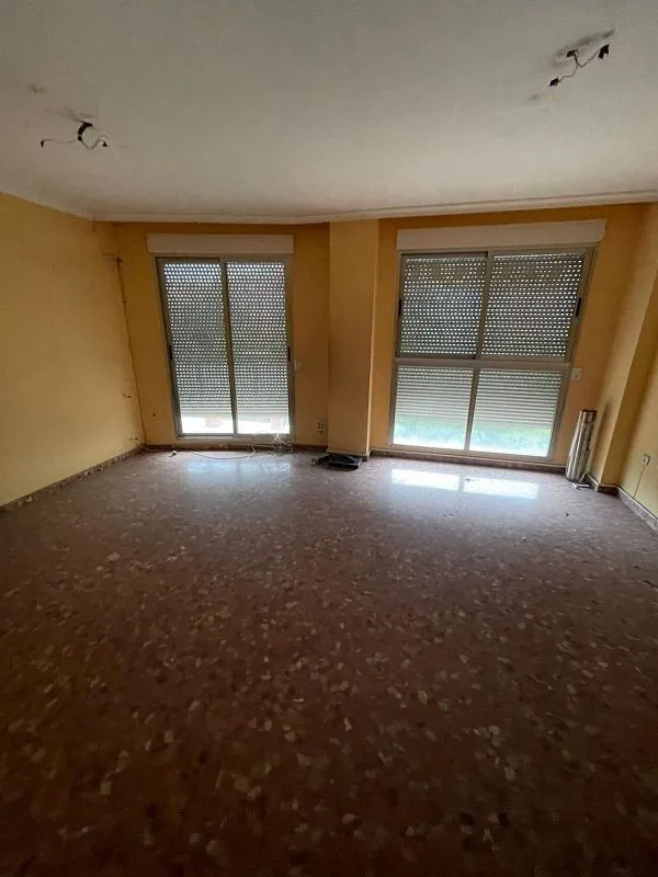 Séjour - Furnished Flat with Balcony in Valencia