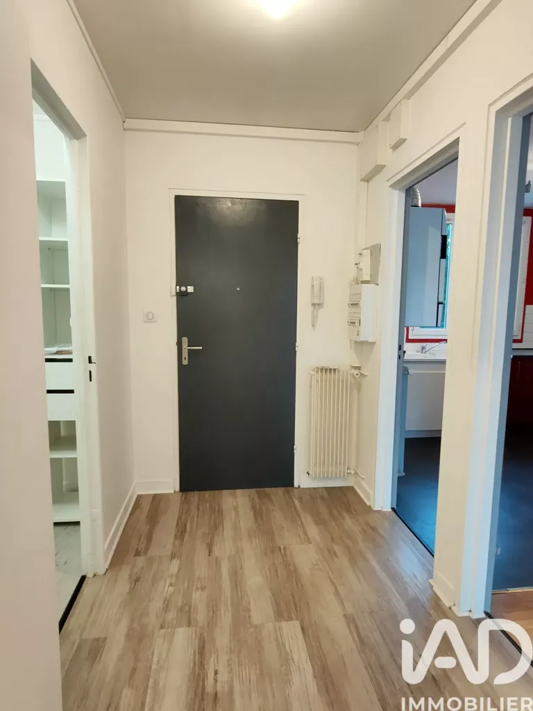 Entrée - Appartement Lumineux avec Balcon à Limoges