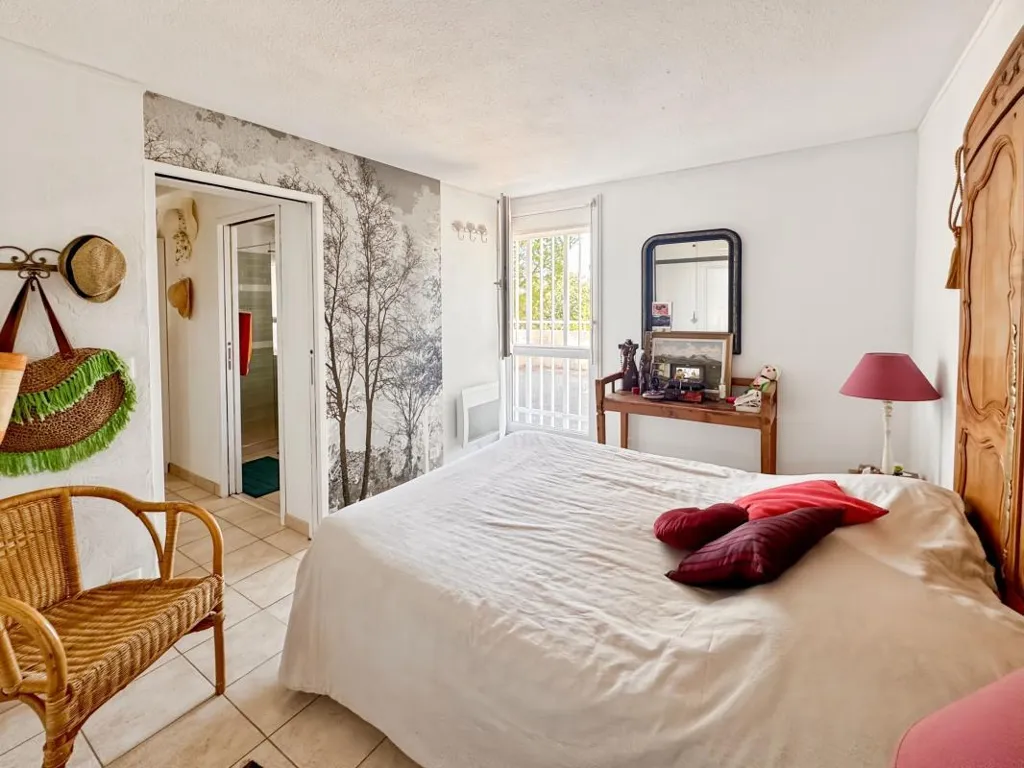 Camere da letto - 3-Bed Flat with Garden and Terrace in Saint-Raphaël