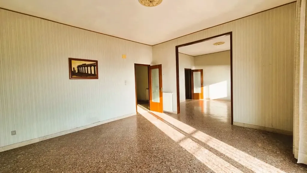 other_room