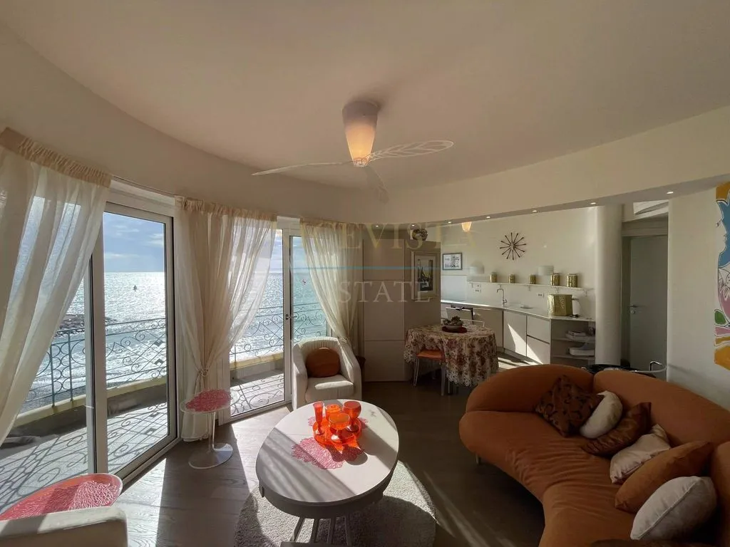 Séjour - Appartement de Luxe avec Terrasse Panoramique à Menton