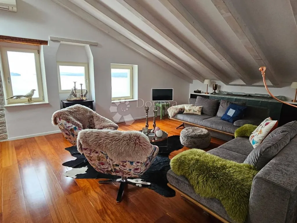 Elutuba - Apartment with Sea View in Rovinj Centre
