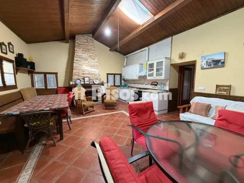 Sala da pranzo - Rustic Farmhouse with Auxiliary Buildings in Malpartida