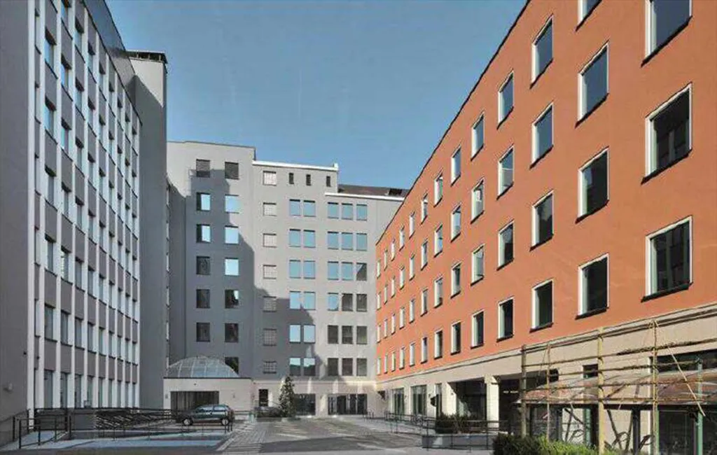 Extérieur - Complexe Commercial avec Patio Vert à Sint-Gillis