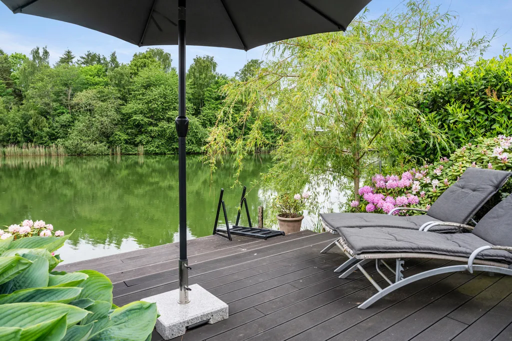 Terrasse - Villa with Garden Pool in Hørsholm