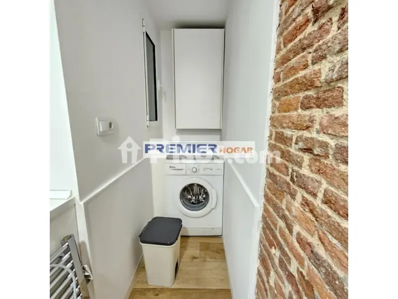 Lavanderia - Reformed 1-Bed Flat with Terrace in Salamanca