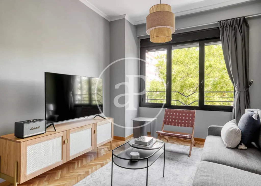 Elutuba - Apartment with Ascensor in Retiro
