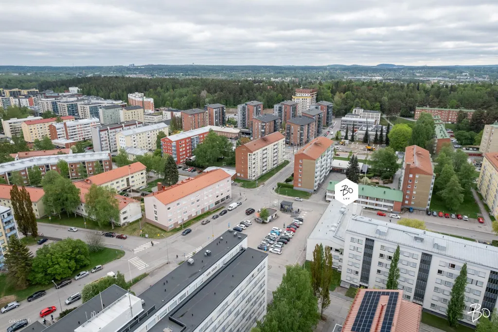 Aerial - Spacious Top-Floor Apartment with Balcony in Kaleva