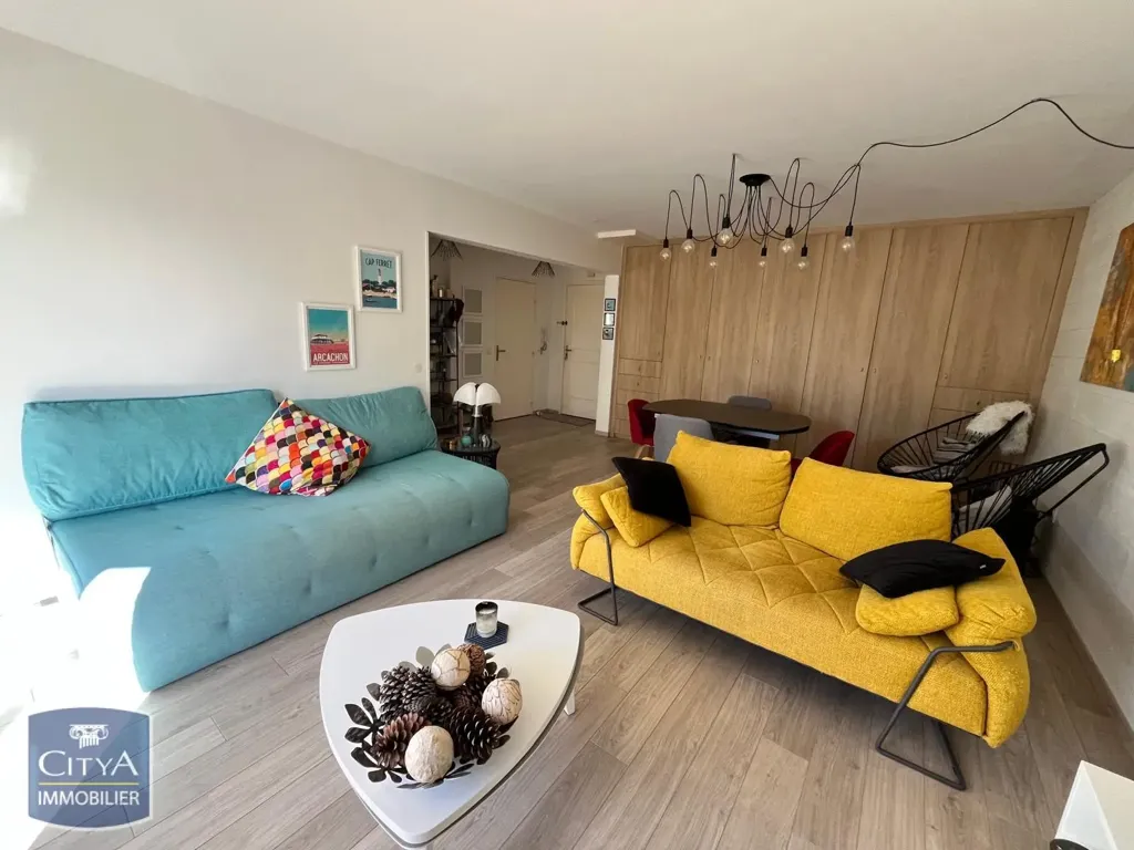 Séjour - Appartement avec Terrasse près de la Plage à Arcachon
