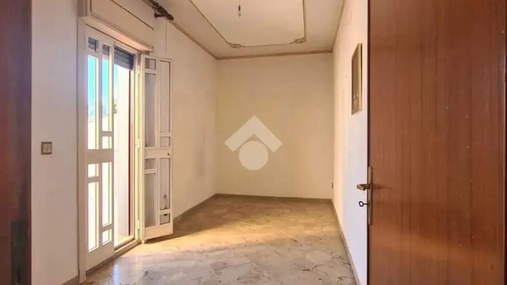 Esik - Spacious Flat with Terraces in Palermo Centre