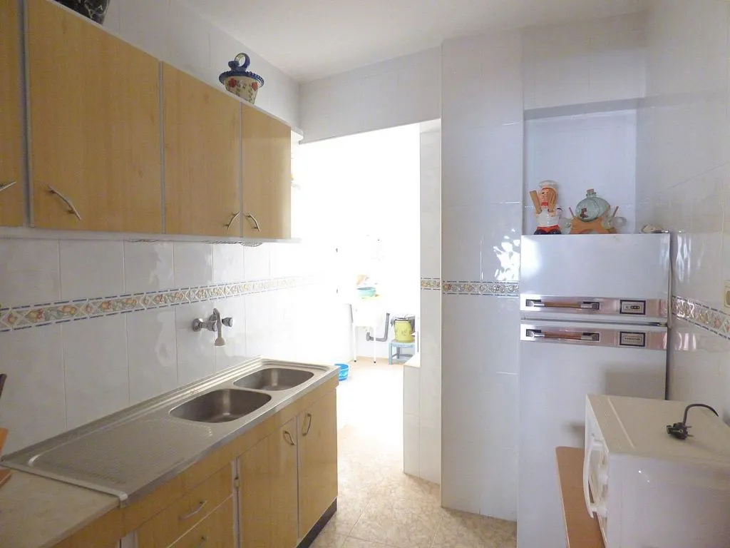 Cuisine - Apartment with Terrace in Calle del Comercio