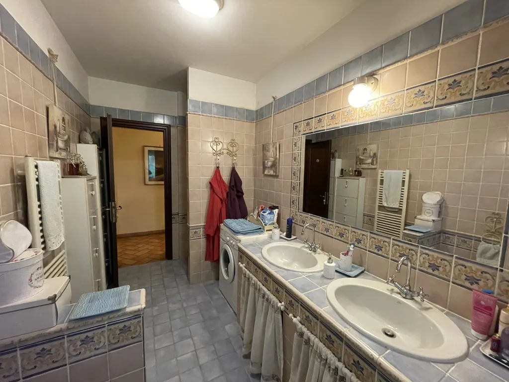 Salles de bain - Villa with Private Park in Campagnano di Roma