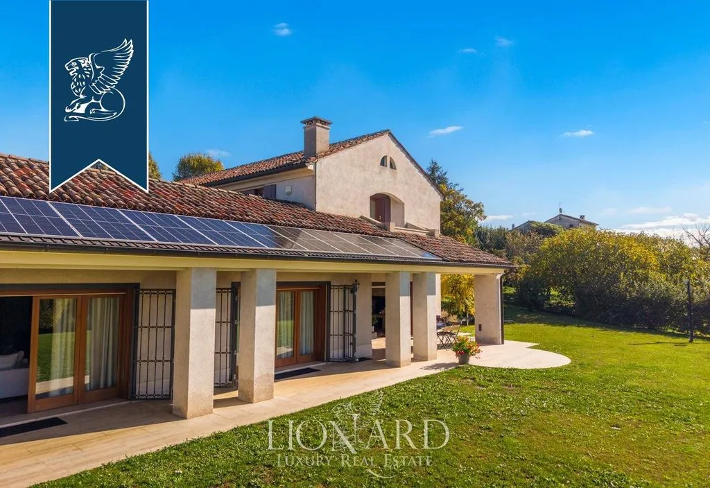 Exterior - Luxury Villa with Private Park in Conegliano