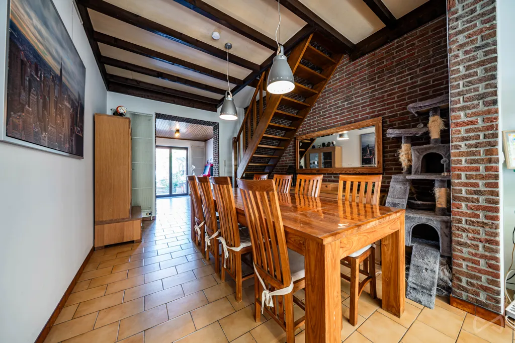 Salle à manger - Immeuble Duplex avec Jardin à Jette