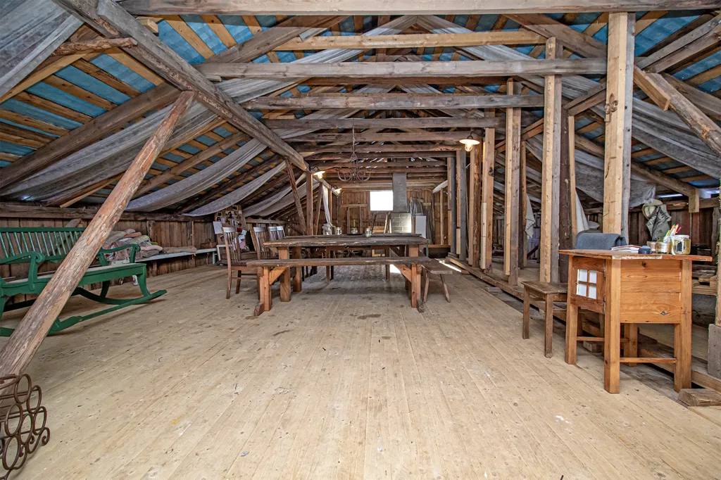 Pièces - Rustic Timber House with Farmyard in Lastukoski