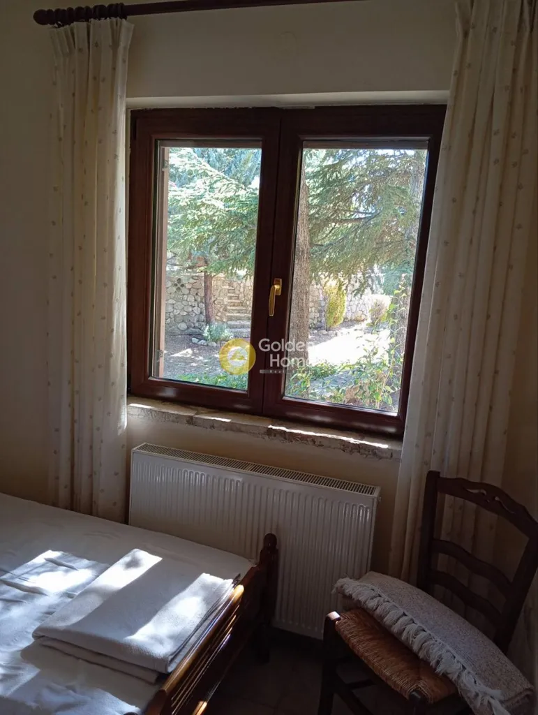 Bedrooms - Villa with Mountain View in Amfissa