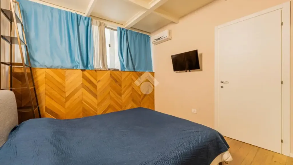 Magamistoad - Triplex in Historic Centre, San Felice del Benaco