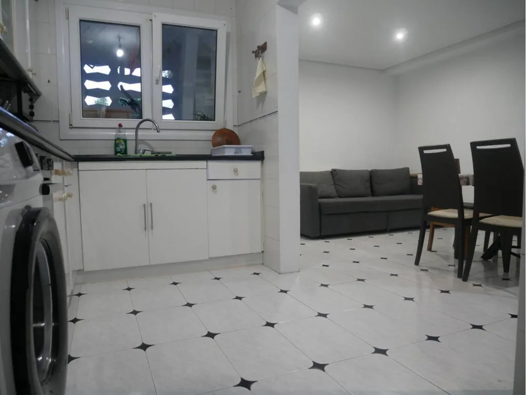 Köök - Bright Flat with Balcony in Kalero