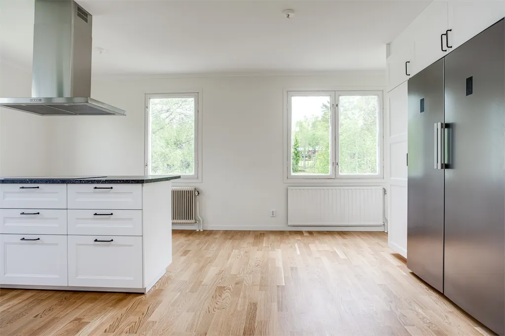 Köök - 2-Storey Villa with Workshop in 795000 SEK