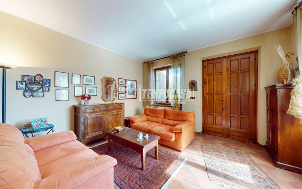 Séjour - Three-Level Townhouse with Private Garden in Bra