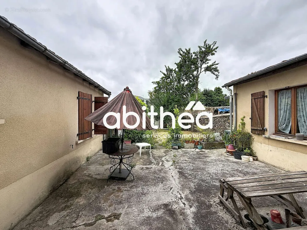 Aed - Rental Property with Garden in Limoges