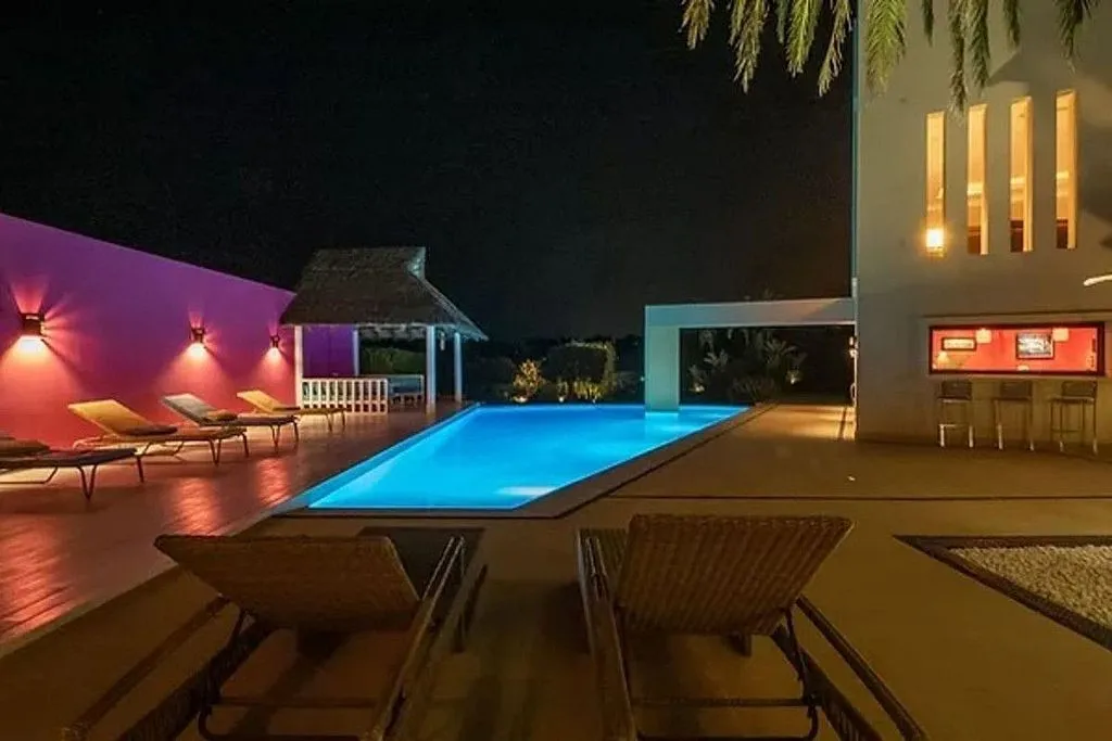 Piscine - Luxury Villa with Pool in Sotogrande