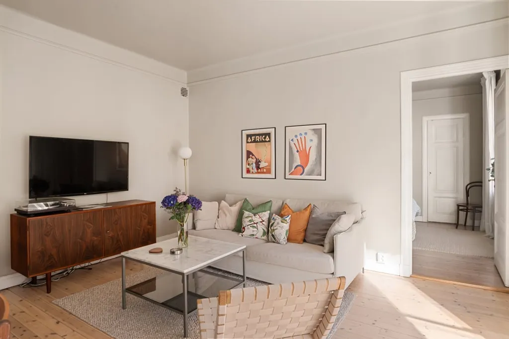 Elutuba - Modern Flat with South-Facing Balcony in Södermalm