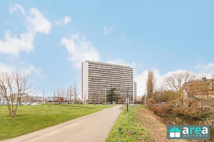 Giardino - Apartment with Canal View in Deurne, Antwerp