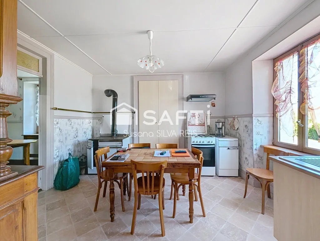 Cucina - House with Extensive Land in Ronchamp