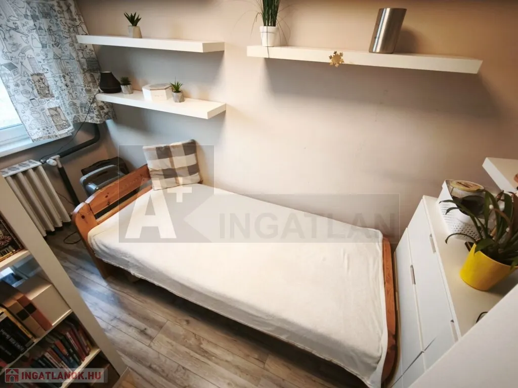 Chambres - Flat with Balcony in Szeged-Rókus