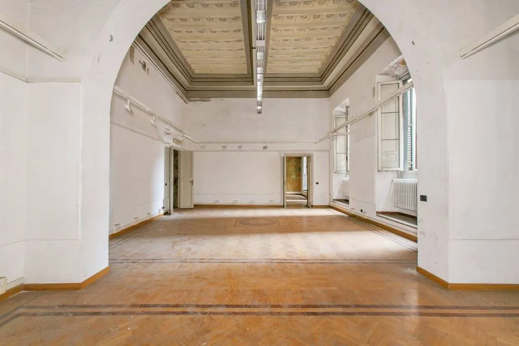Pièces - Luxury Flat with Historic Charm in Rome