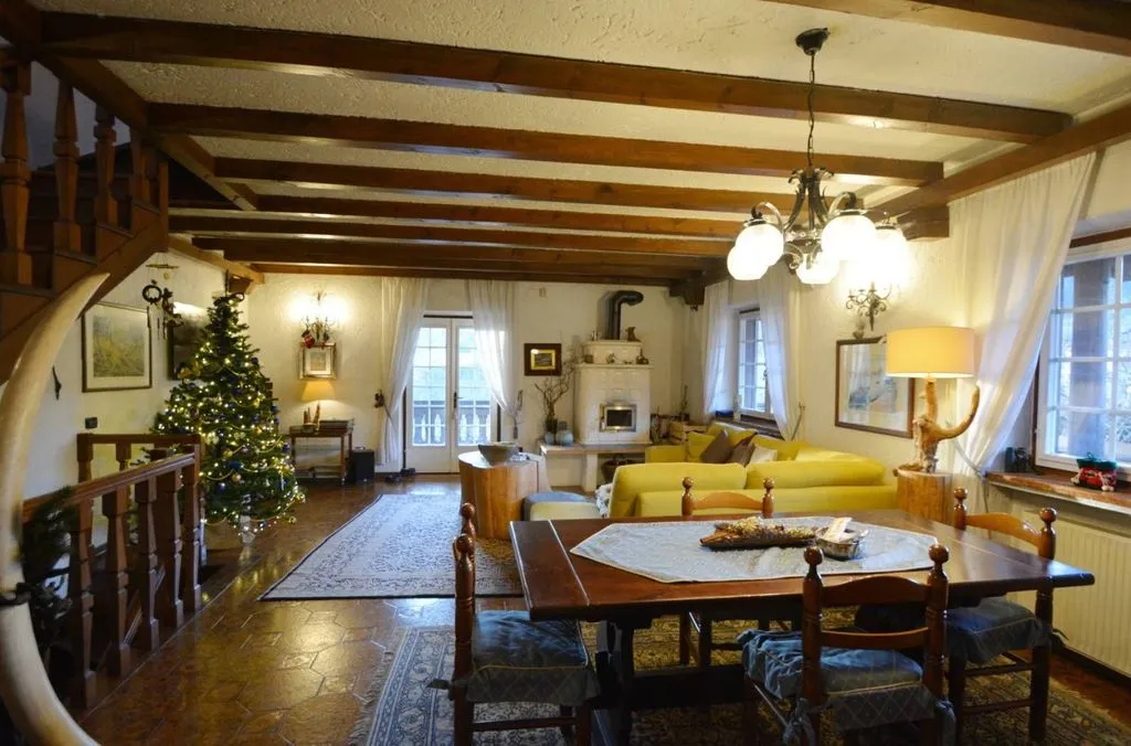 Salle à manger - Spacious Villa with Garden in Gallio