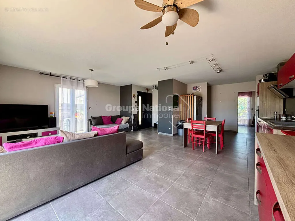 Soggiorno - Contemporary Villa with Pool in Restinclières
