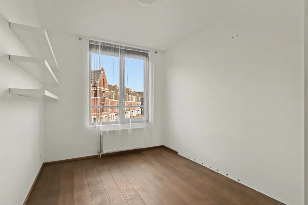 Toad - Corner Flat with River View in Brandepoort