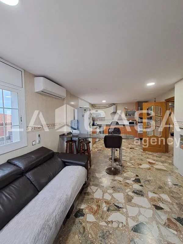 Séjour - Chalet with Pool and Terrace in Can Parellada