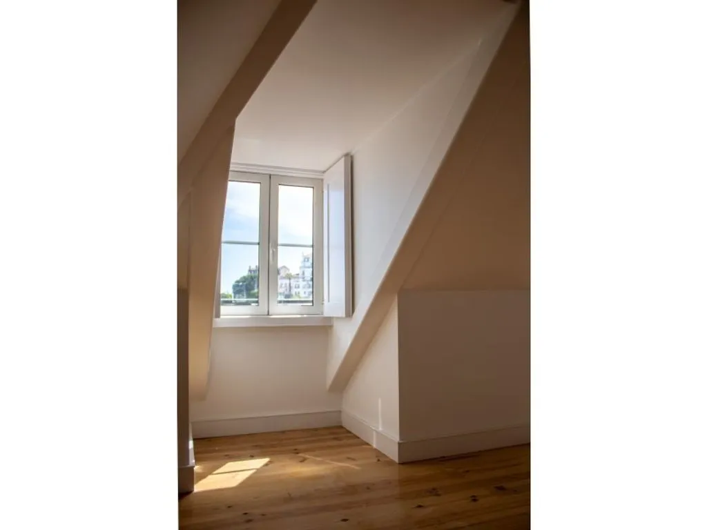 Toad - Luxury Duplex Apartments in Lisbon